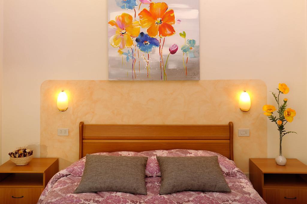 Le Rondini Hotel Riccò del Golfo di Spezia Szoba fotó